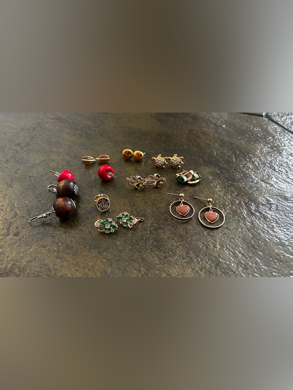 9 Small Pair of Earrings. Read the description.